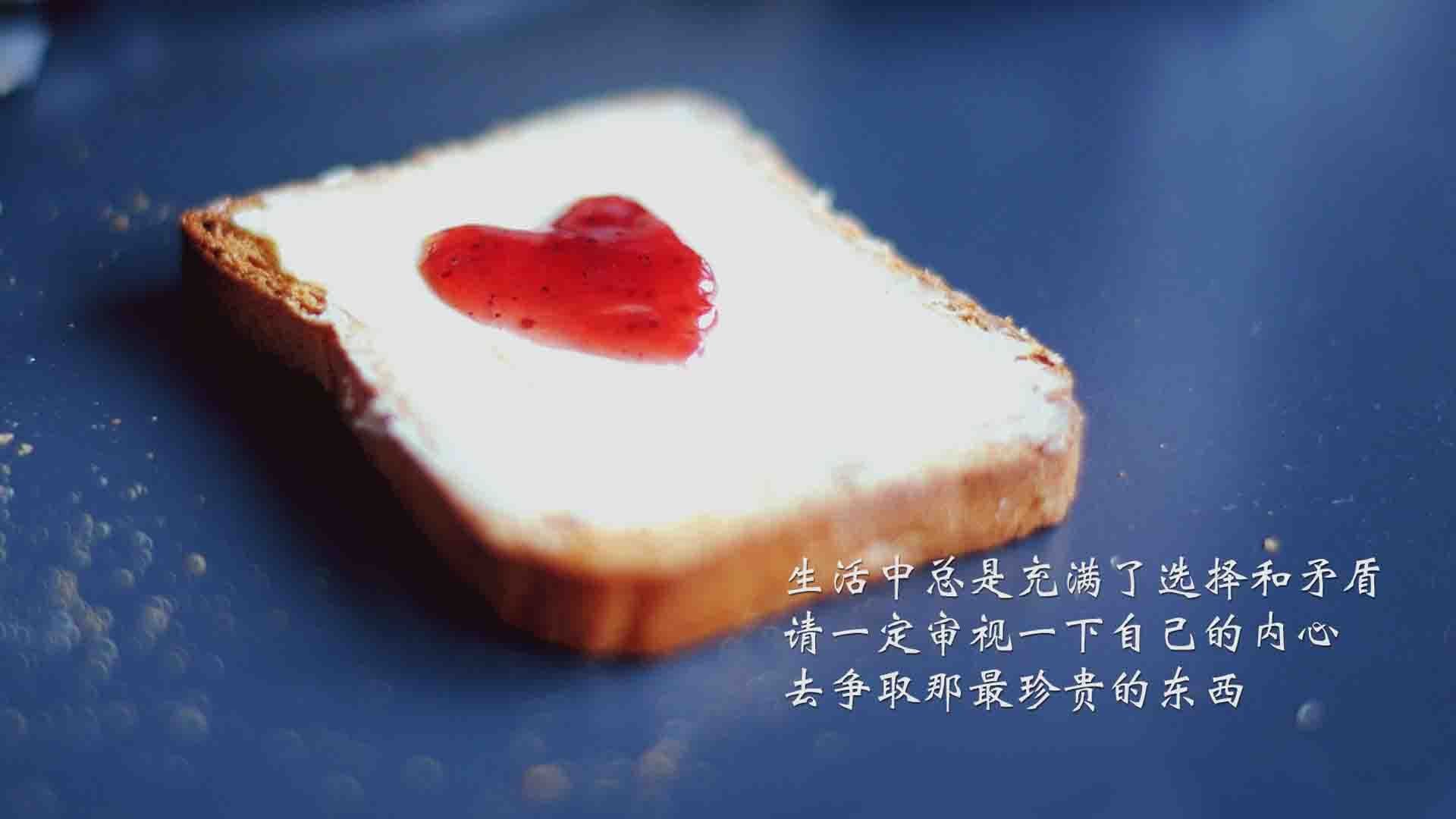 吉尔吉斯斯坦女将自由泳展现速度优势,吉尔吉斯斯坦游泳运动员